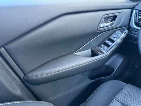 New 2026 Nissan Rogue SV AWD/4WD image 29