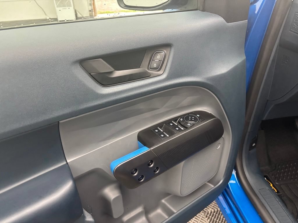 Used 2025 Ford Maverick Lobo AWD/4WD image 17