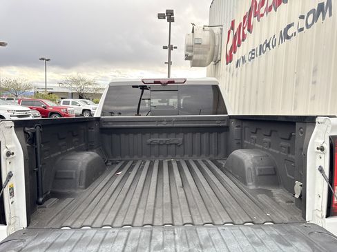 Used 2021 GMC Sierra 1500 AT4 w/ AT4 Value Package image 18