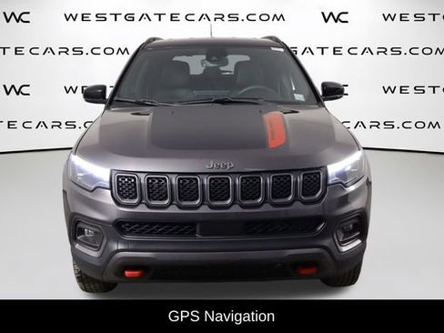Used 2023 Jeep Compass Trailhawk w/ Trailhawk Elite Group AWD/4WD image 2