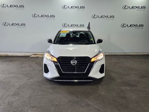 Used 2021 Nissan Kicks S image 6