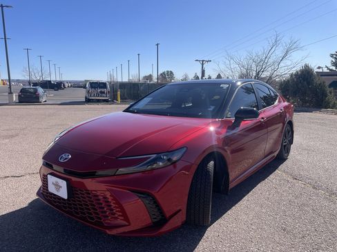 Used 2025 Toyota Camry XSE w/ Premium Package image 3