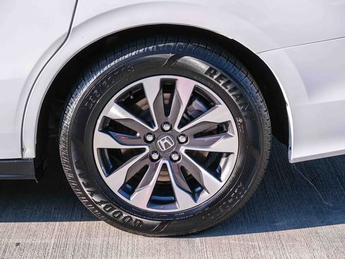 Used 2022 Honda Odyssey EX-L image 9