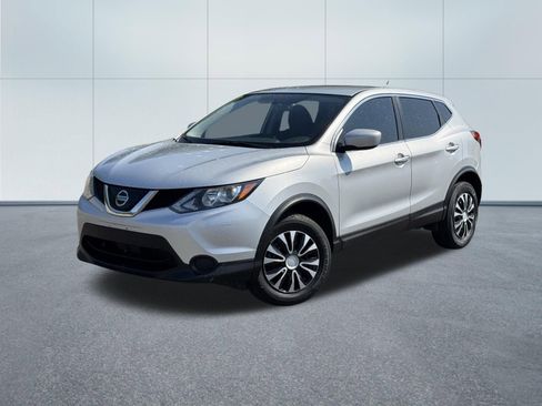 Used 2019 Nissan Rogue Sport S FWD image 10