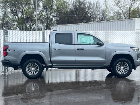 New 2026 Chevrolet Colorado LT w/ LT Convenience Package AWD/4WD image 3
