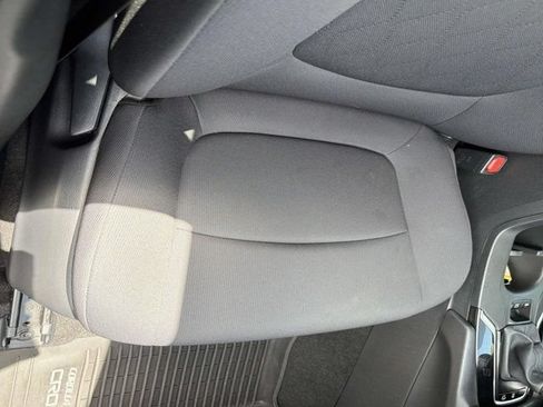 Certified 2023 Toyota Corolla Cross LE FWD image 15