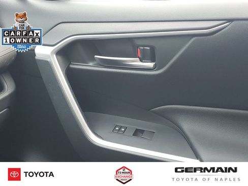 Used 2019 Toyota RAV4 XLE AWD/4WD image 28