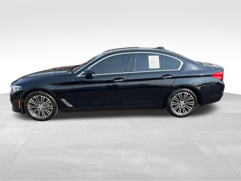 Used 2018 BMW 530i xDrive AWD/4WD image 4