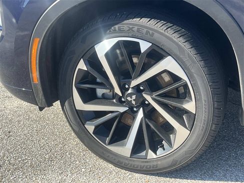 Used 2024 Mitsubishi Outlander SEL image 6