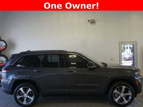Used 2023 Jeep Grand Cherokee 4WD 4xe w/ Luxury Tech Group II image 2