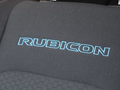 Used 2022 Jeep Wrangler Unlimited Rubicon 4xe w/ Cold Weather Group AWD/4WD image 47
