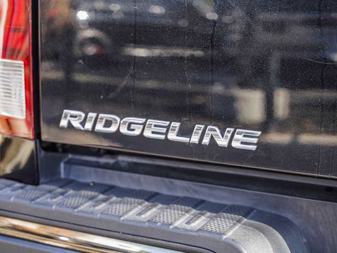 Used 2017 Honda Ridgeline Black Edition image 18