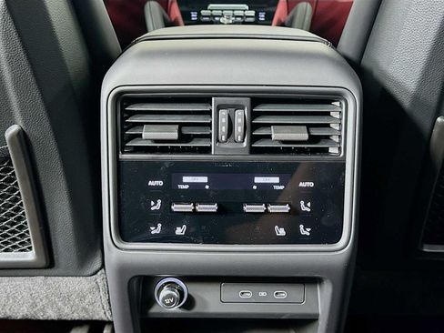 New 2026 Porsche Cayenne GTS AWD/4WD image 26