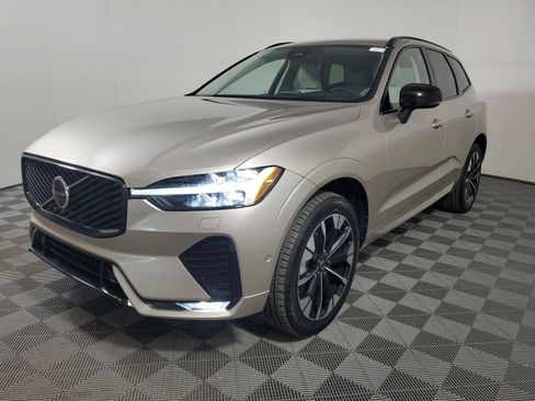 Used 2026 Volvo XC60 B5 Ultra w/ Protection Package Premier AWD/4WD image 3