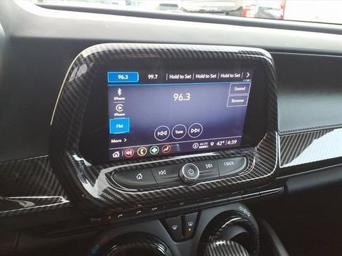 Used 2021 Chevrolet Camaro SS image 10