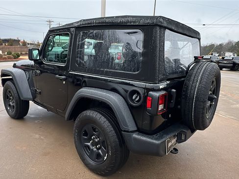 Used 2024 Jeep Wrangler Sport image 10