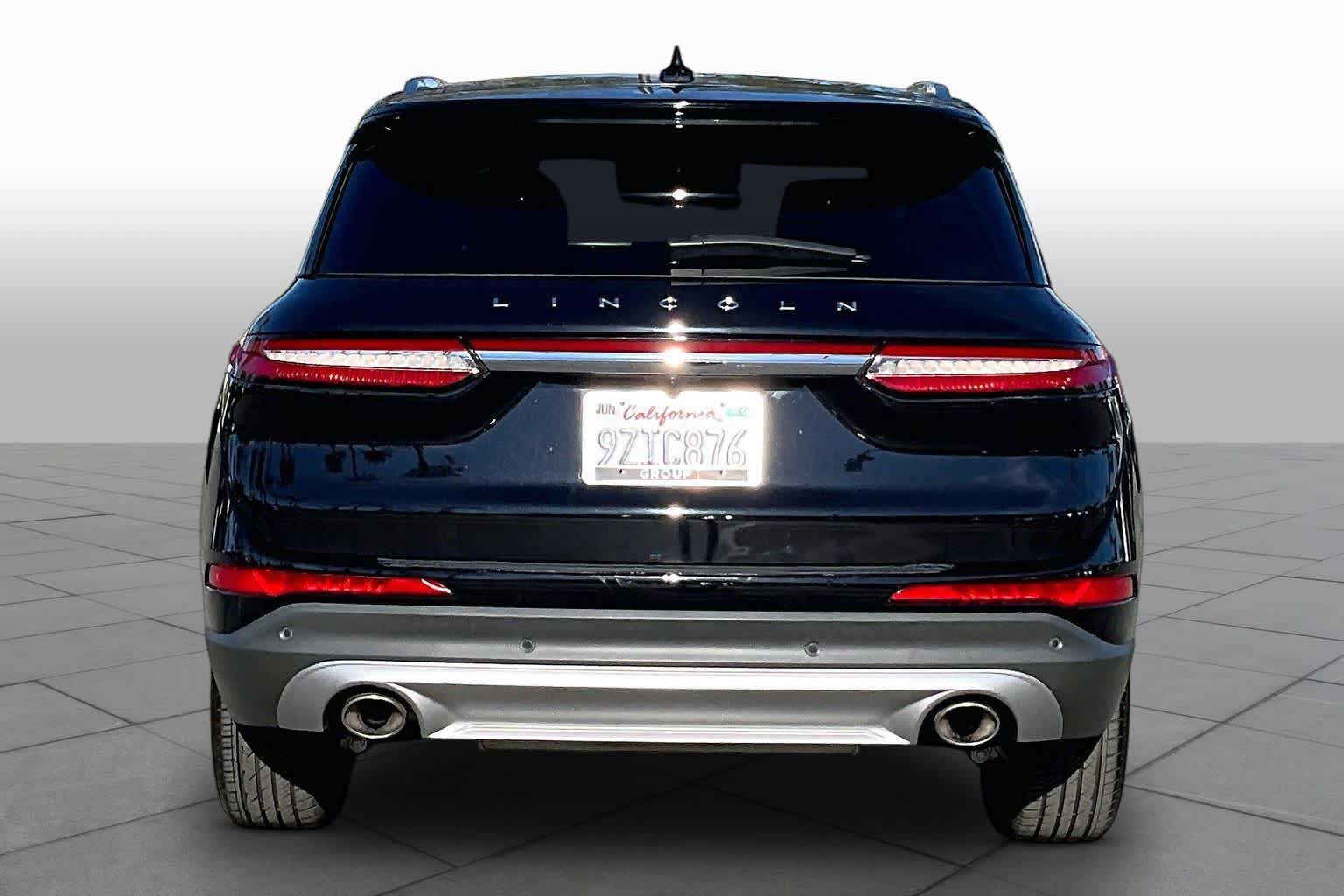 Used 2024 Lincoln Corsair Reserve w/ Equipment Group 201A AWD/4WD image 4