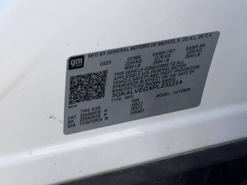 Used 2023 GMC Terrain SLT AWD/4WD image 32