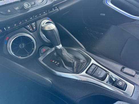Used 2016 Chevrolet Camaro SS RWD image 11