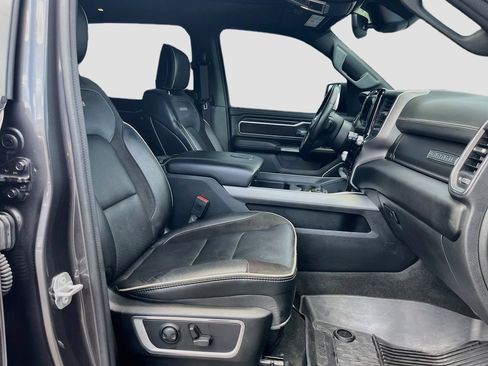 Used 2023 RAM 1500 Laramie RWD image 30