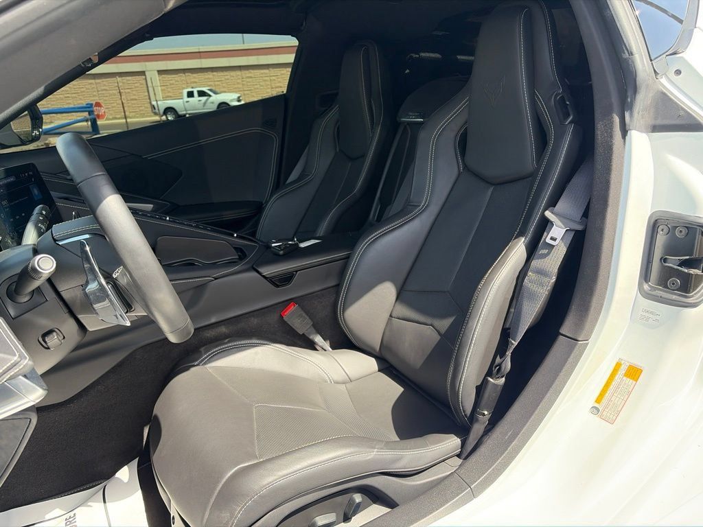 Used 2025 Chevrolet Corvette Z06 w/ Battery Protection Package RWD image 14