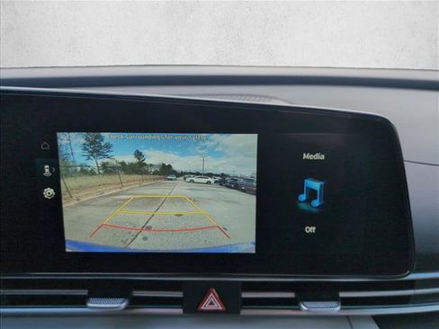 New 2026 Hyundai Elantra Limited image 13