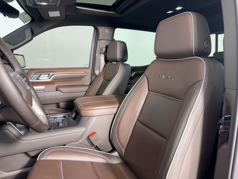 Used 2024 GMC Sierra 1500 Denali w/ Denali Reserve Package image 22
