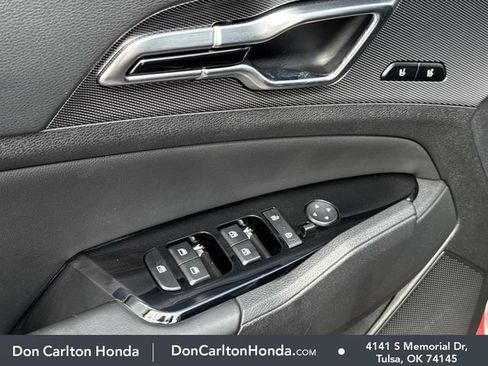 Used 2024 Kia Sportage SX FWD image 11