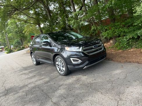 Used 2015 Ford Edge Titanium w/ Technology Package FWD image 20
