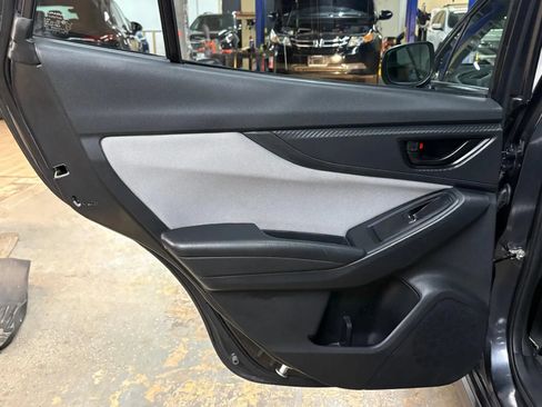 Used 2018 Subaru Crosstrek 2.0i Premium AWD/4WD image 26