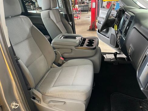 Used 2017 GMC Sierra 1500 4x4 Crew Cab w/ Sierra Convenience Package image 16