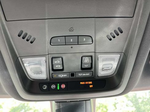 Used 2019 Chevrolet Blazer RS FWD image 30
