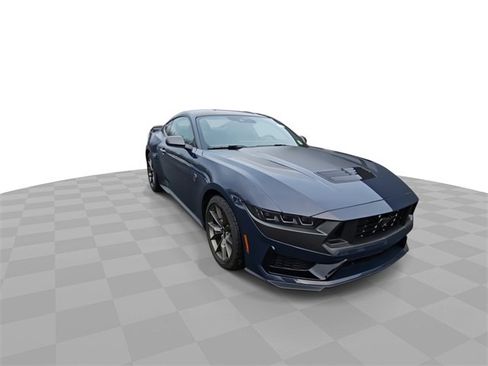 Used 2024 Ford Mustang Dark Horse image 2