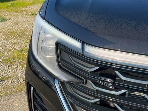 New 2026 Volkswagen Atlas Cross Sport SEL Premium R-Line image 5