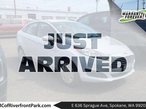Used 2014 Ford Fiesta SE FWD image 1