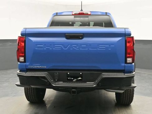 Used 2025 Chevrolet Colorado Trail Boss AWD/4WD image 9