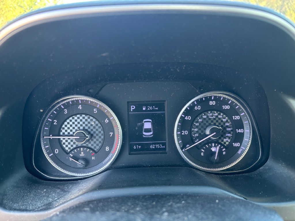 Used 2020 Hyundai Elantra SE FWD image 12