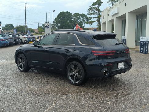 Used 2023 Genesis GV70 3.5T Sport w/ Sport Prestige Package AWD/4WD image 5