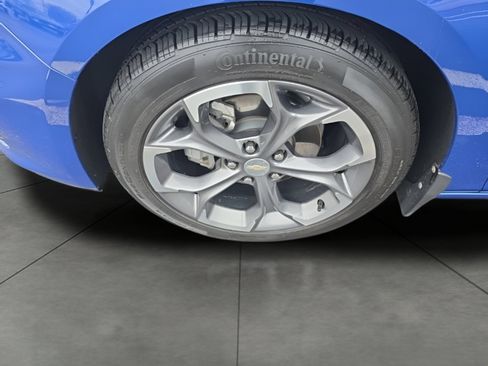 Used 2023 Chevrolet Malibu LT image 9