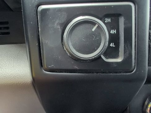 Used 2017 Ford F150 XL w/ Equipment Group 101A Mid AWD/4WD image 20