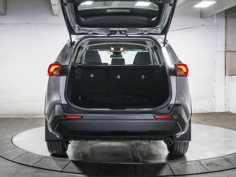 Used 2021 Toyota RAV4 XLE w/ Carpet Mat Package (TMS) image 26