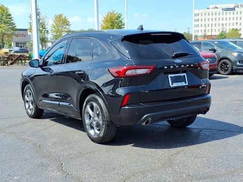 Used 2024 Ford Escape ST-Line w/ Tech Pack #1 AWD/4WD image 5