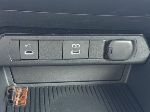 New 2026 Toyota Prius Plug-In Hybrid FWD image 20