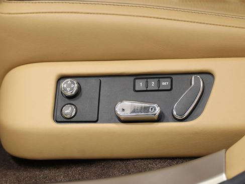 Used 2016 Bentley Flying Spur W12 image 52
