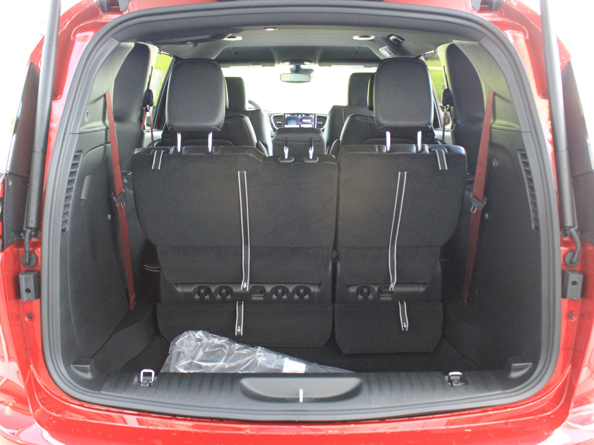 New 2027 Chrysler Pacifica Select FWD image 36