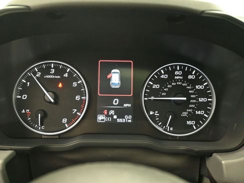 Used 2025 Subaru Crosstrek 2.5i Limited AWD/4WD image 9
