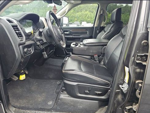 Used 2024 RAM 2500 Laramie w/ Safety Group AWD/4WD image 4