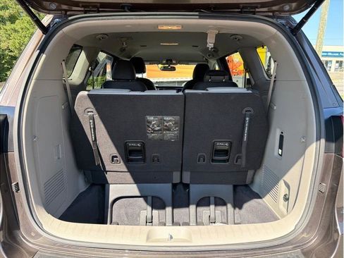 Used 2016 Kia Sedona EX FWD image 7