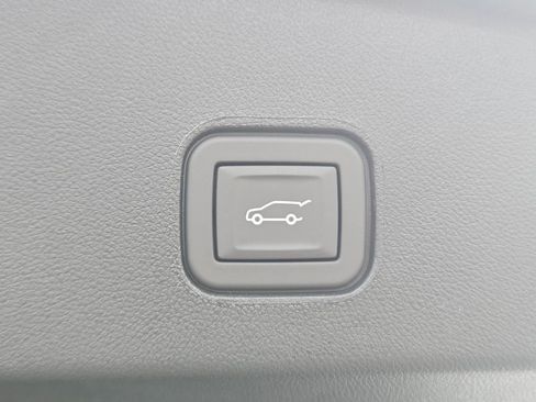 New 2025 Cadillac Lyriq Sport AWD/4WD image 31