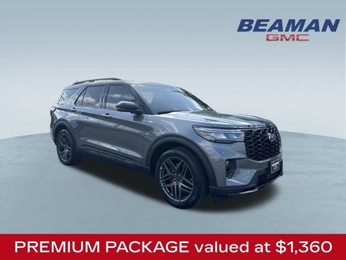 Used 2025 Ford Explorer ST-Line w/ Premium Package RWD image 1
